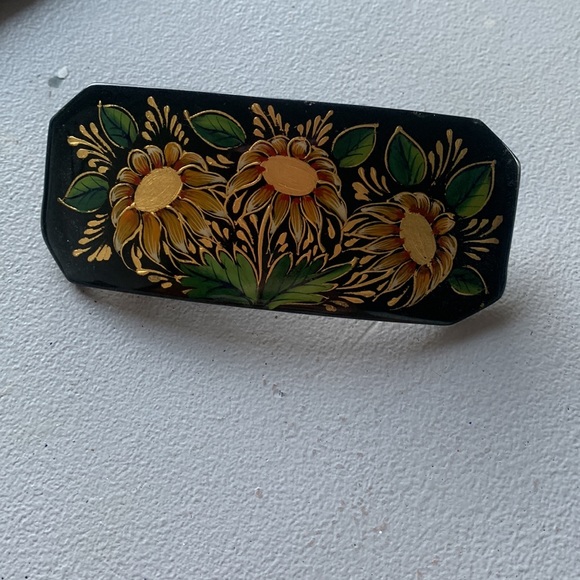 Hand Painted Hair Clip - Picture 4 of 5